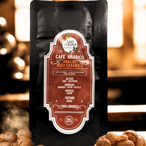 Café de especialidad Nuez & Caramelo – 100 Grs.  Un café 100 % arábica con la intensidad de la nuez y la dulzura equilibrada del caramelo, en un perfil praliné cálido y elegante.